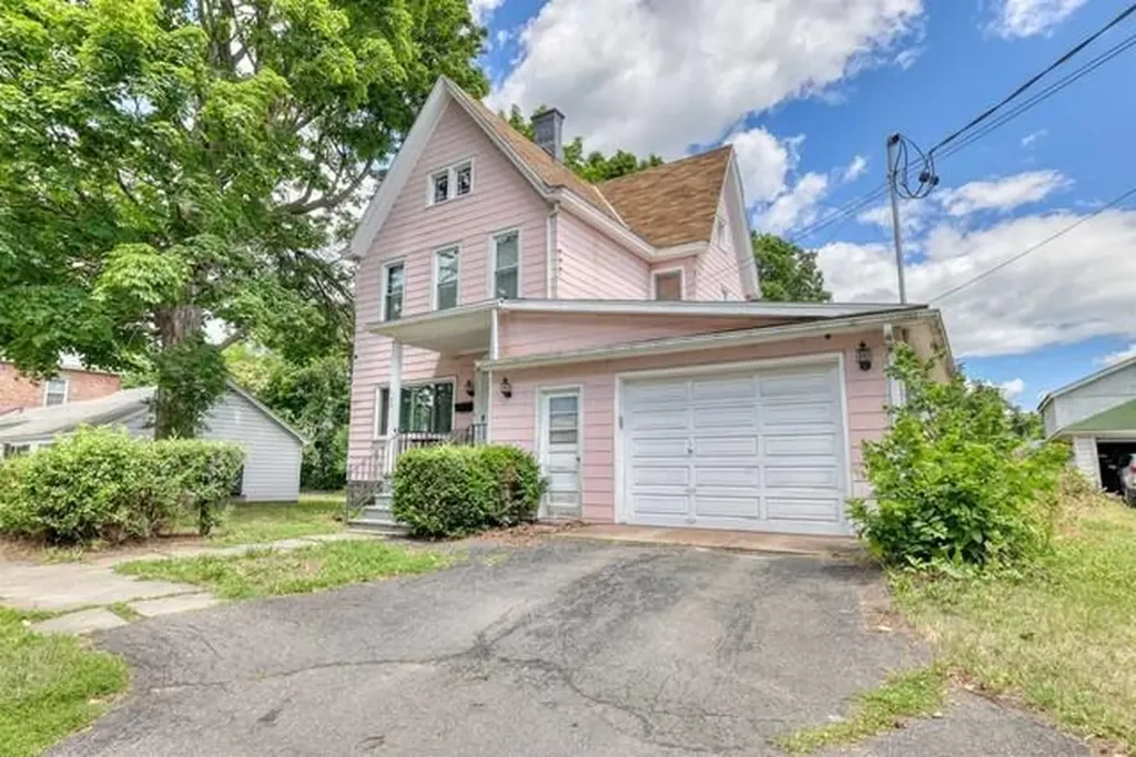 132 Tremper Avenue Kingston NY 12401