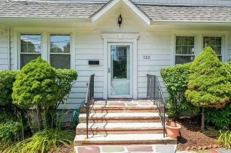 122 Alexander Avenue Hartsdale NY 10530