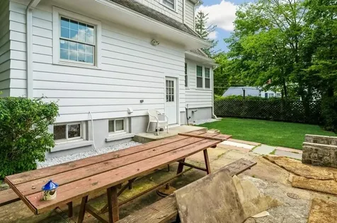 122 Alexander Avenue Hartsdale NY 10530