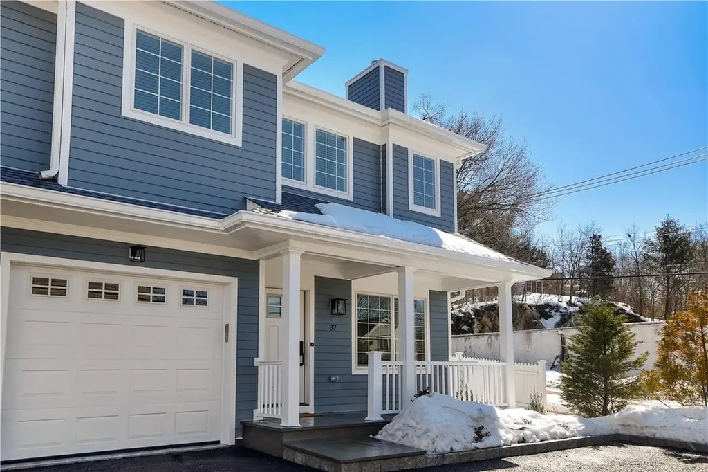 37 Cedar Place Rye NY 10580