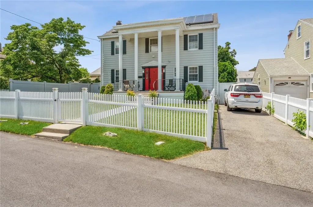 73 Amackassin Terrace Yonkers NY 10703