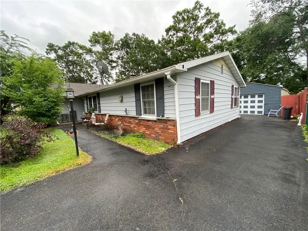 18 Plattekill Drive Mount Marion NY 12456