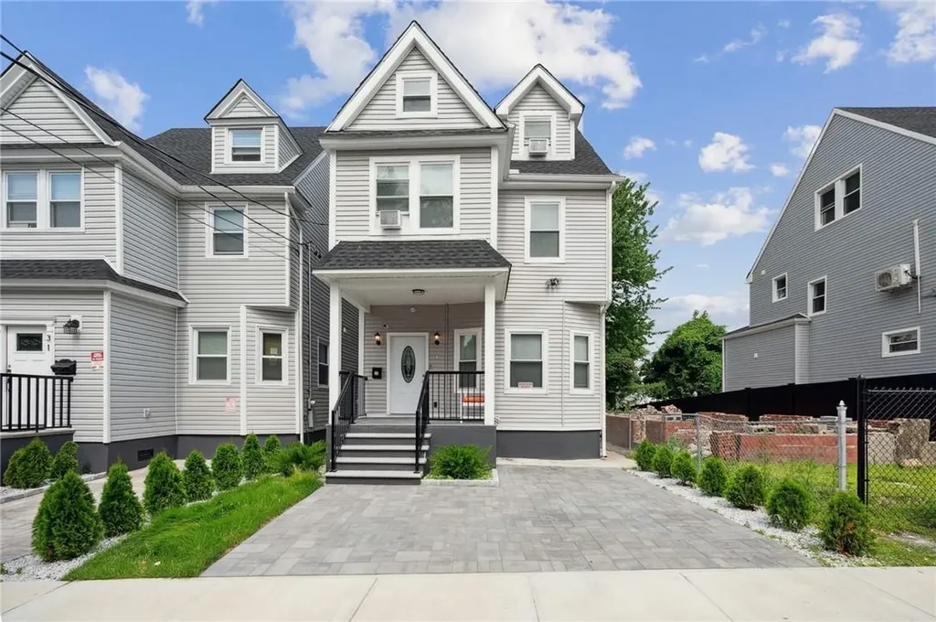 33 S 8th Avenue Mount Vernon NY 10550