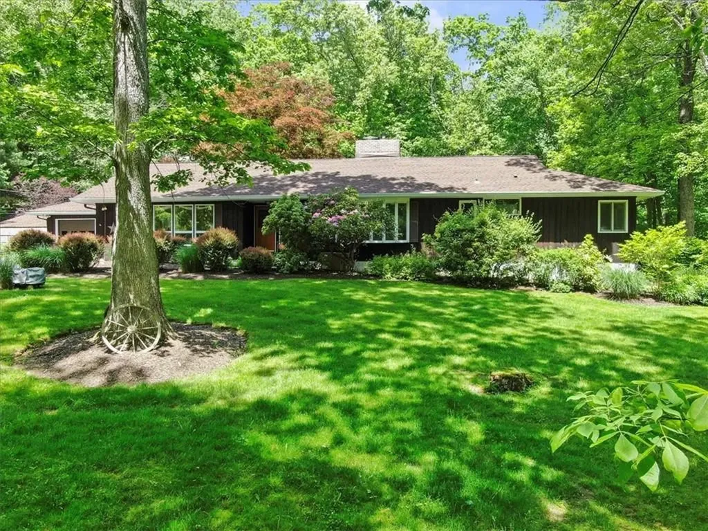 38 Kitchawan Road Pound Ridge NY 10576