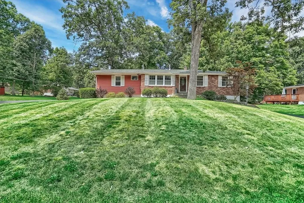 11 Yeoman Road Newburgh NY 12550