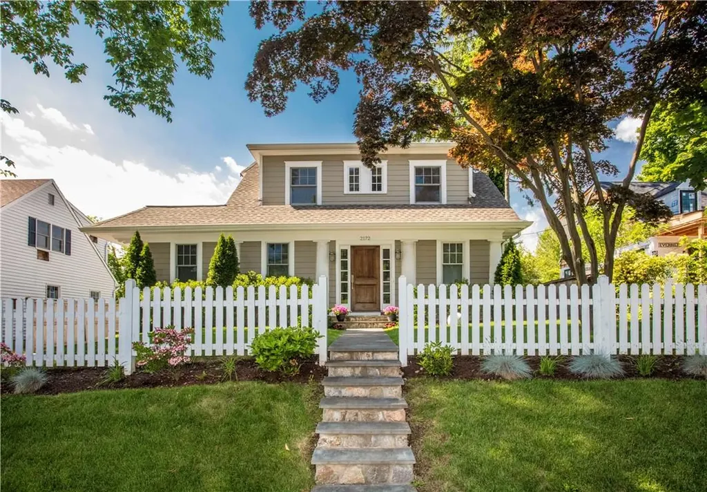 2172 Boston Post Road Larchmont NY 10538