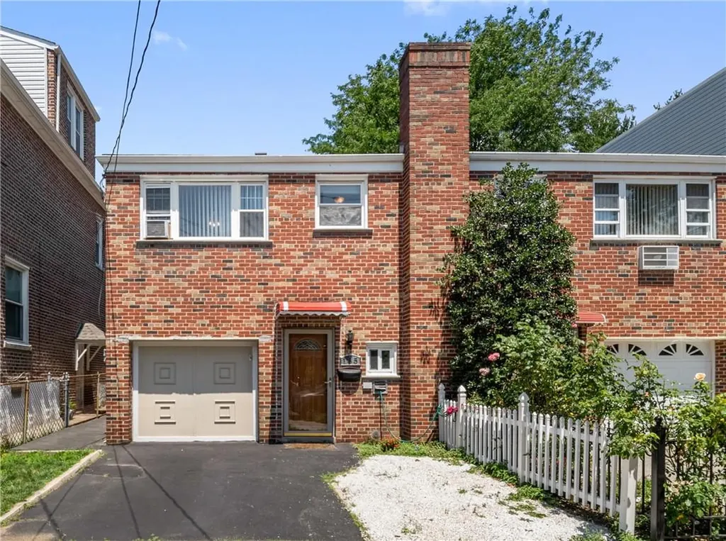 135 E 235th Street Bronx NY 10470