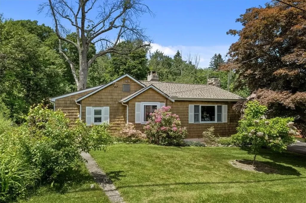 12 Elm Road Monroe NY 10950