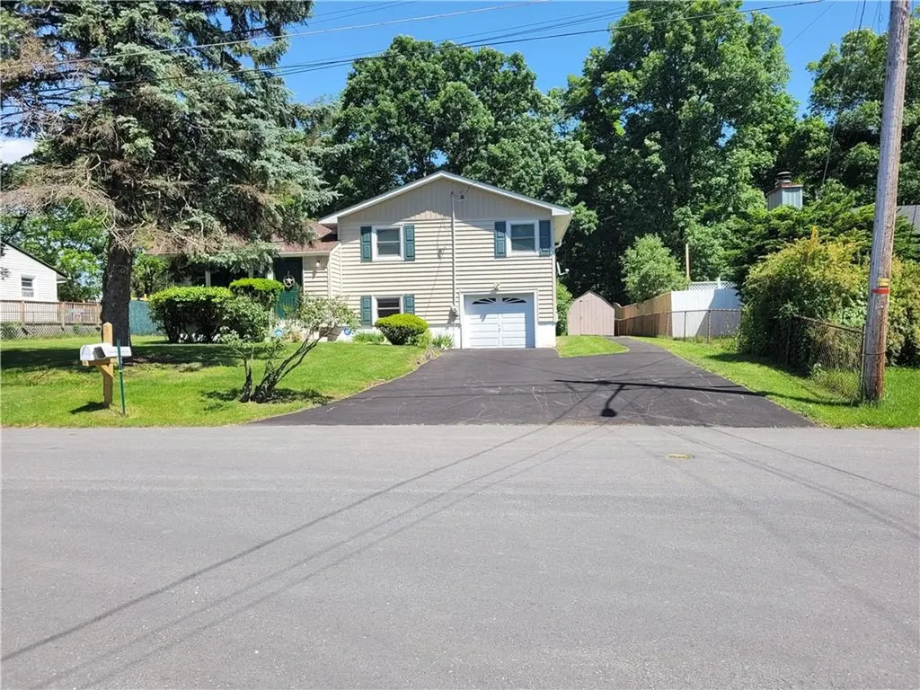 24 Oak Lane Middletown NY 10940