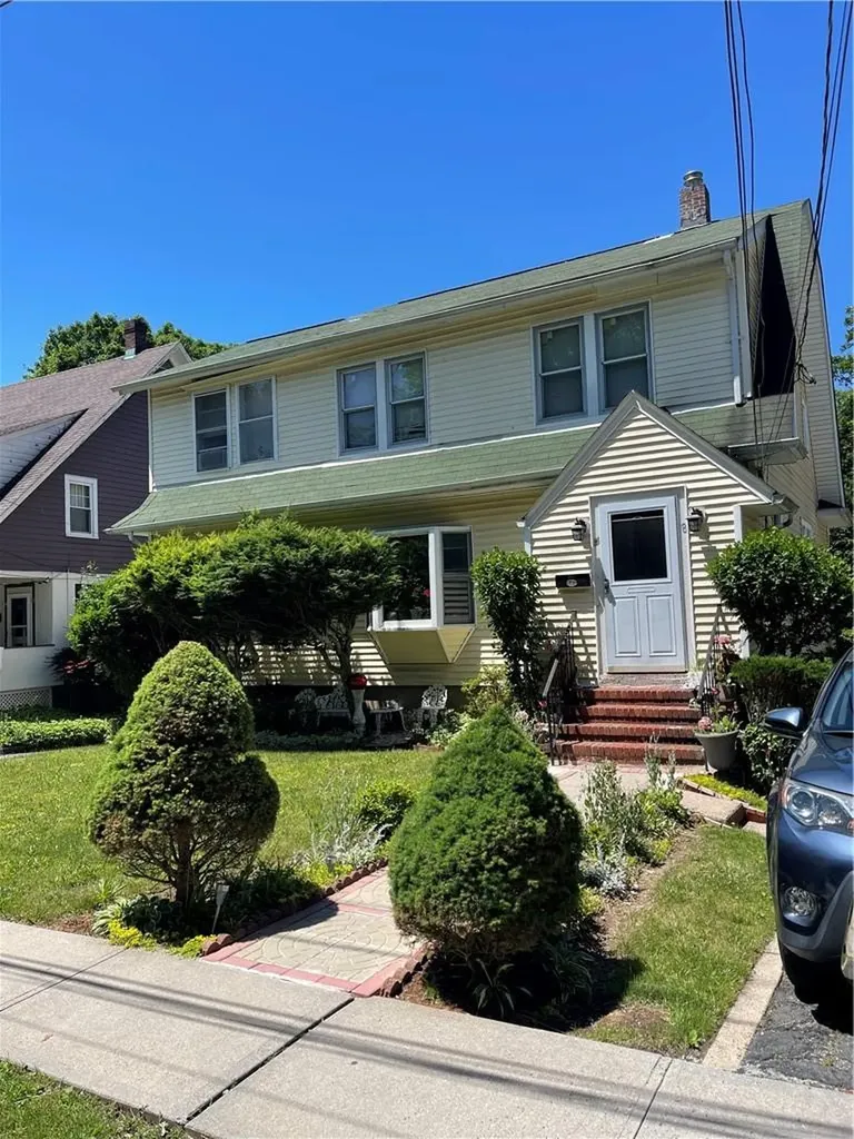8 Garden Place Spring Valley NY 10977