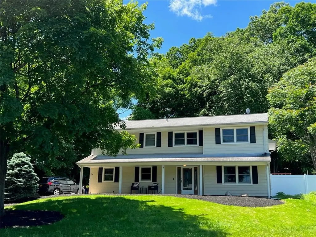 74 S Lilburn Drive Garnerville NY 10923