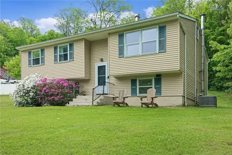 4 Nashua Road Putnam Valley NY 10579