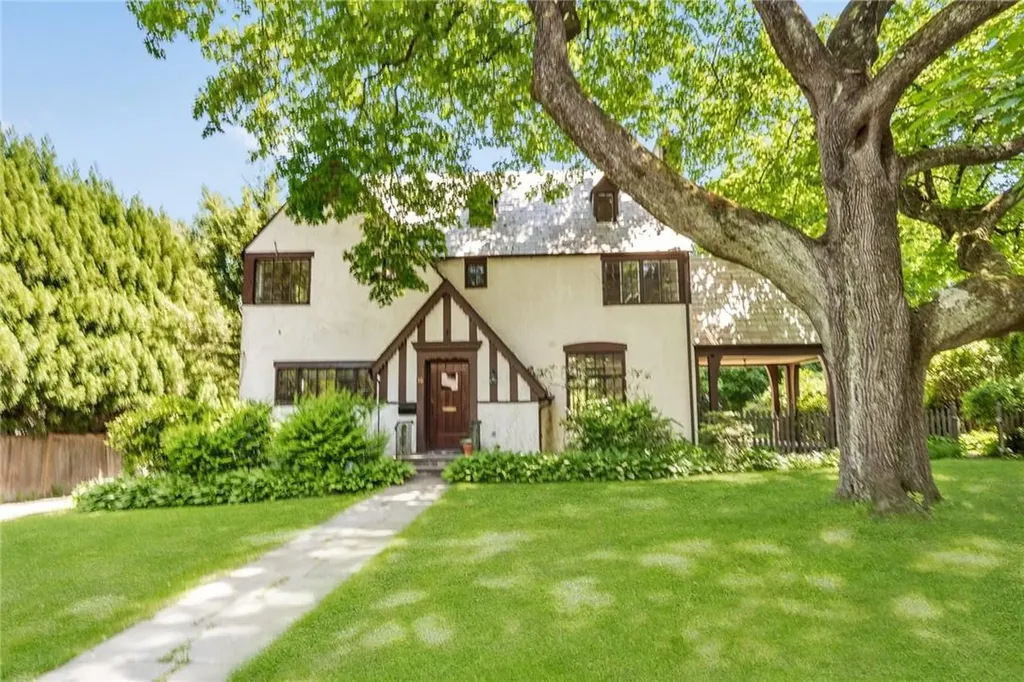 10 Dunham Road Scarsdale NY 10583