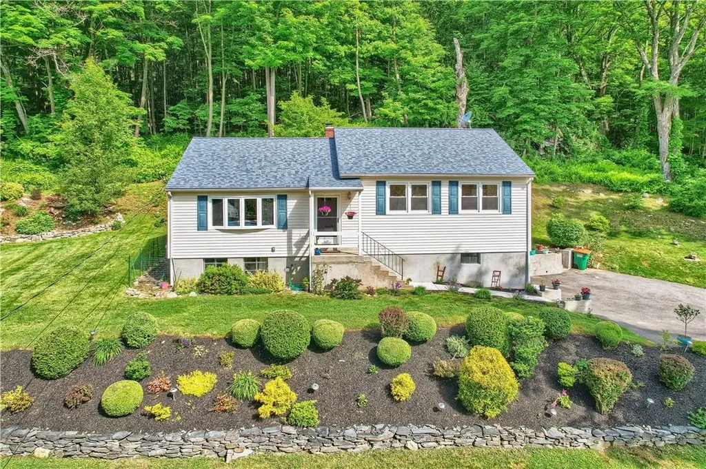 515 Peekskill Hollow Road Putnam Valley NY 10579