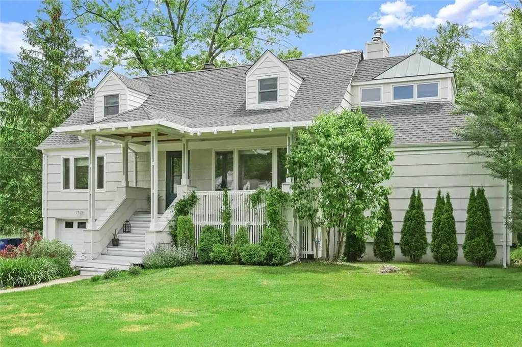35 Scott Road Greenwich CT 06831