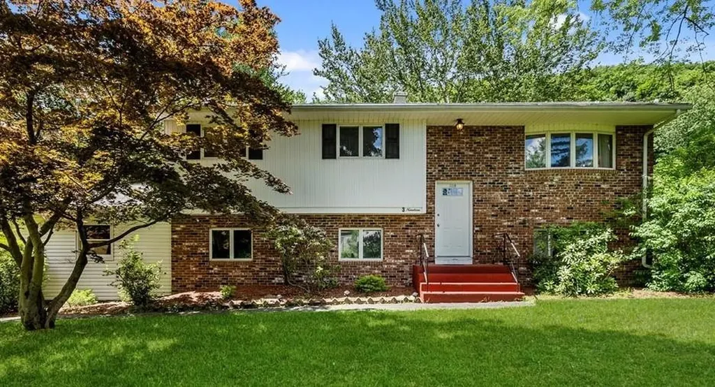319 Lake Shore Drive Monroe NY 10950