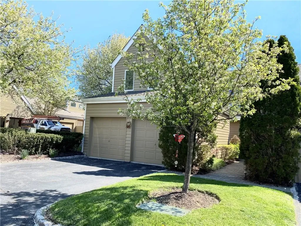 217 Aspen Terrace Poughkeepsie NY 12601