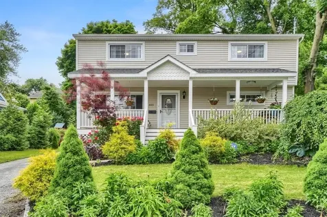 335 Simpson Place Peekskill NY 10566