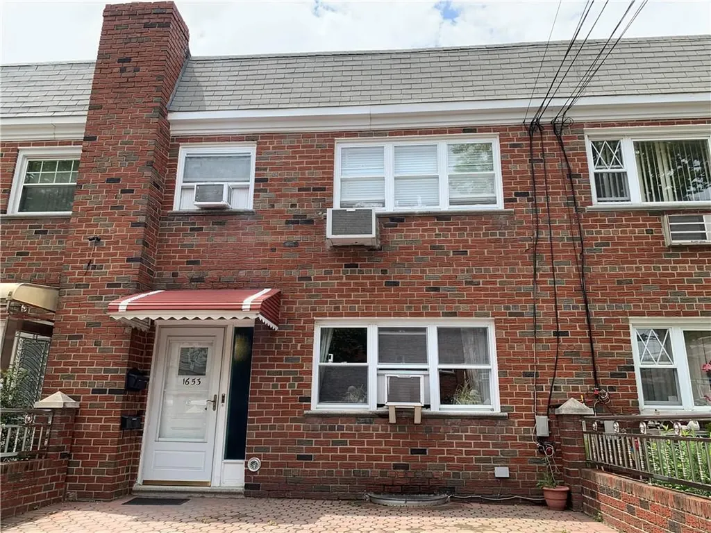 1653 Pilgrim Avenue Bronx NY 10461