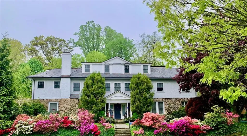 631 Esplanade Pelham NY 10803