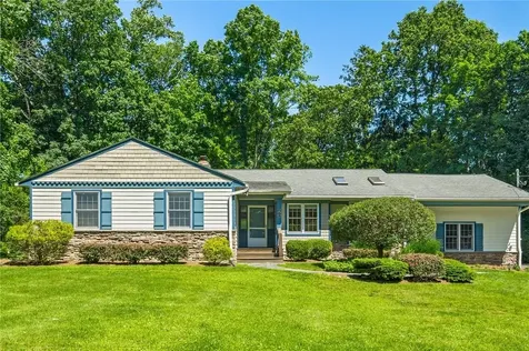 20 Upland Lane Armonk NY 10504