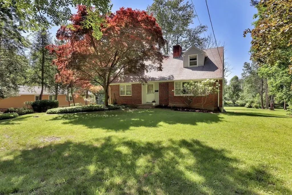 623 Millwood Road Mount Kisco NY 10549