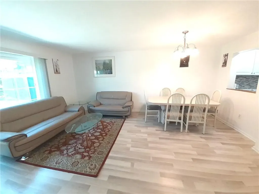 6 Creekside Circle Spring Valley NY 10977