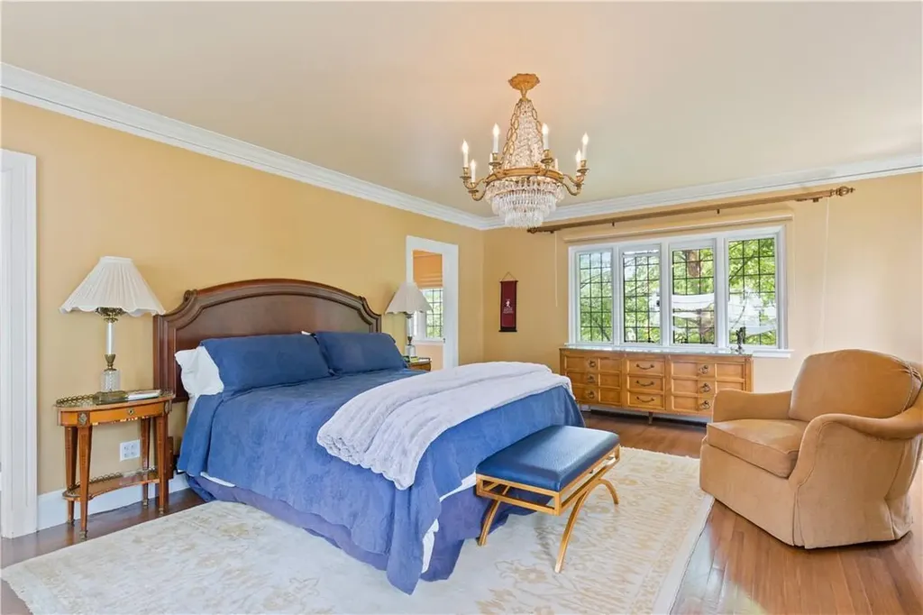 6 Shore Road Rye NY 10580