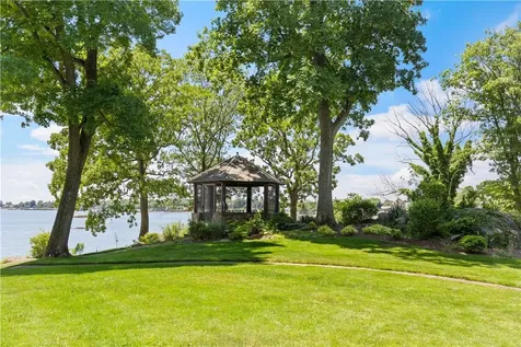 6 Shore Road Rye NY 10580