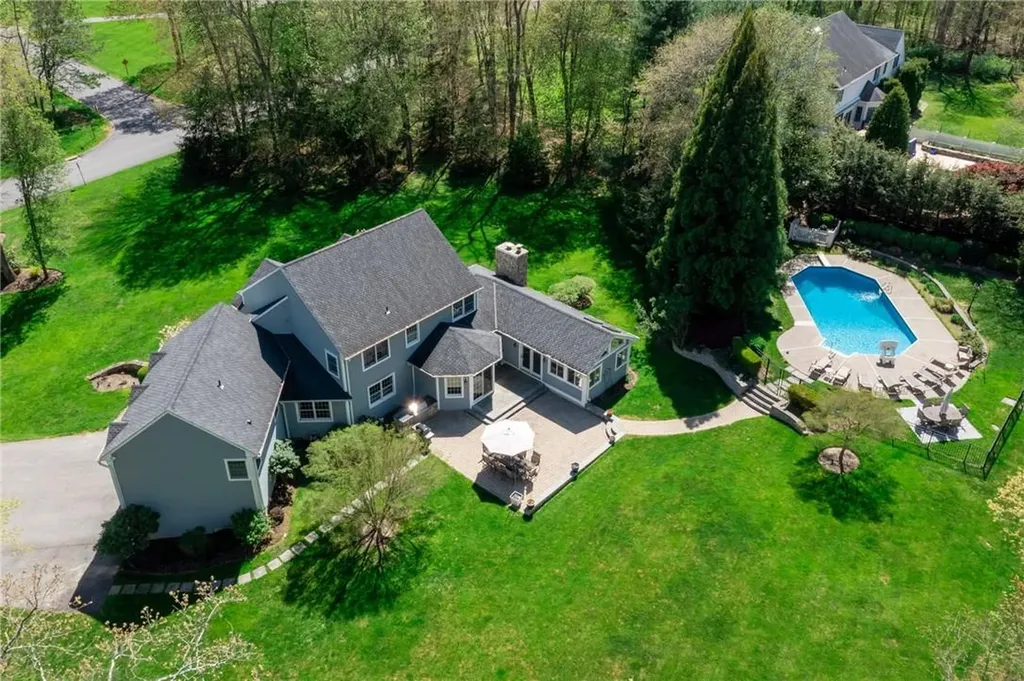 15 Sunderland Lane Katonah NY 10536