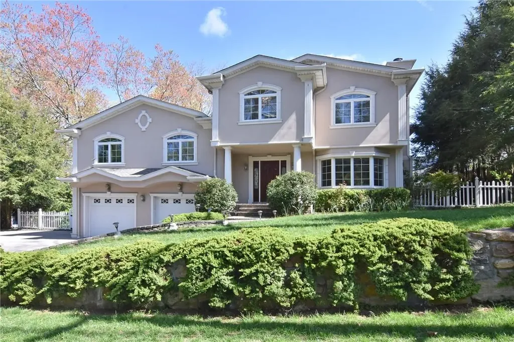 36 Park Avenue W White Plains NY 10607