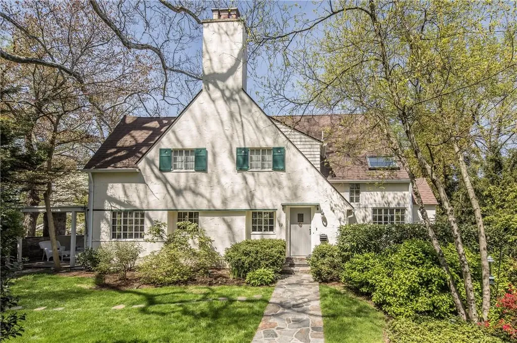 73 Summit Avenue Bronxville NY 10708