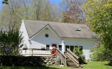 899 Stoneleigh Avenue Carmel NY 10512