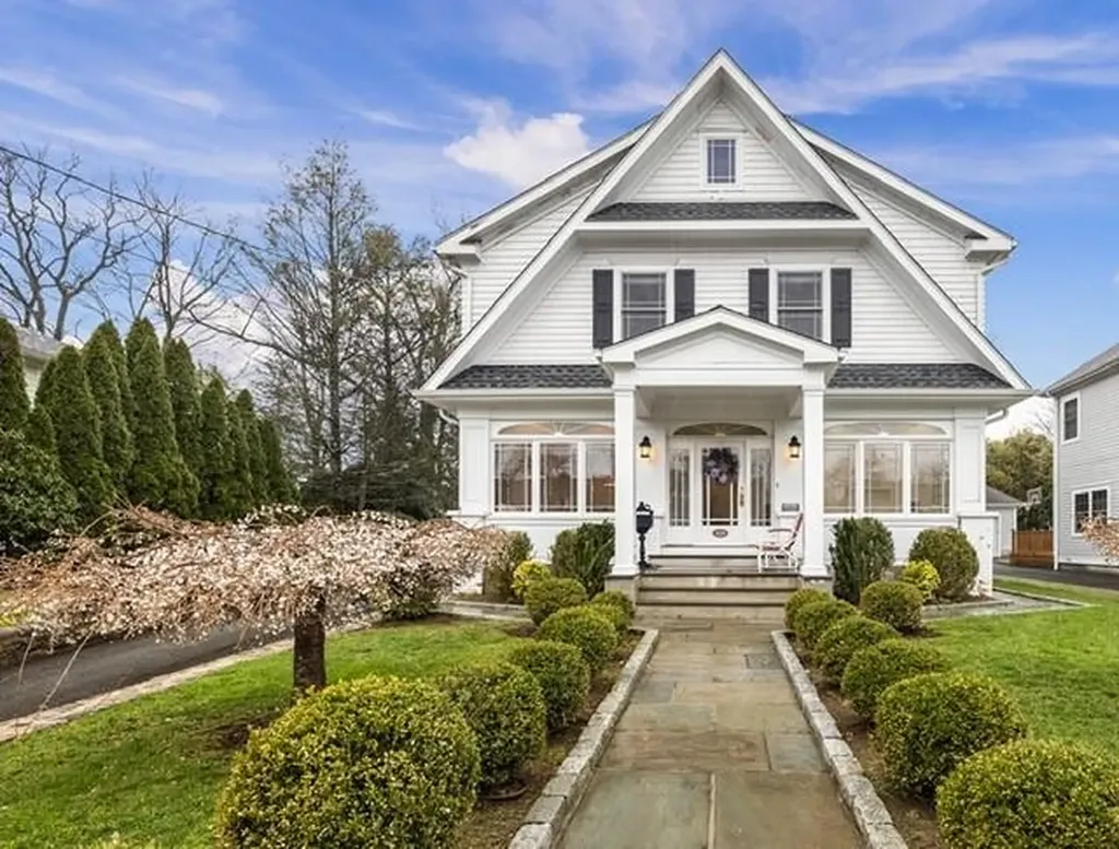 420 Carroll Avenue Mamaroneck NY 10543