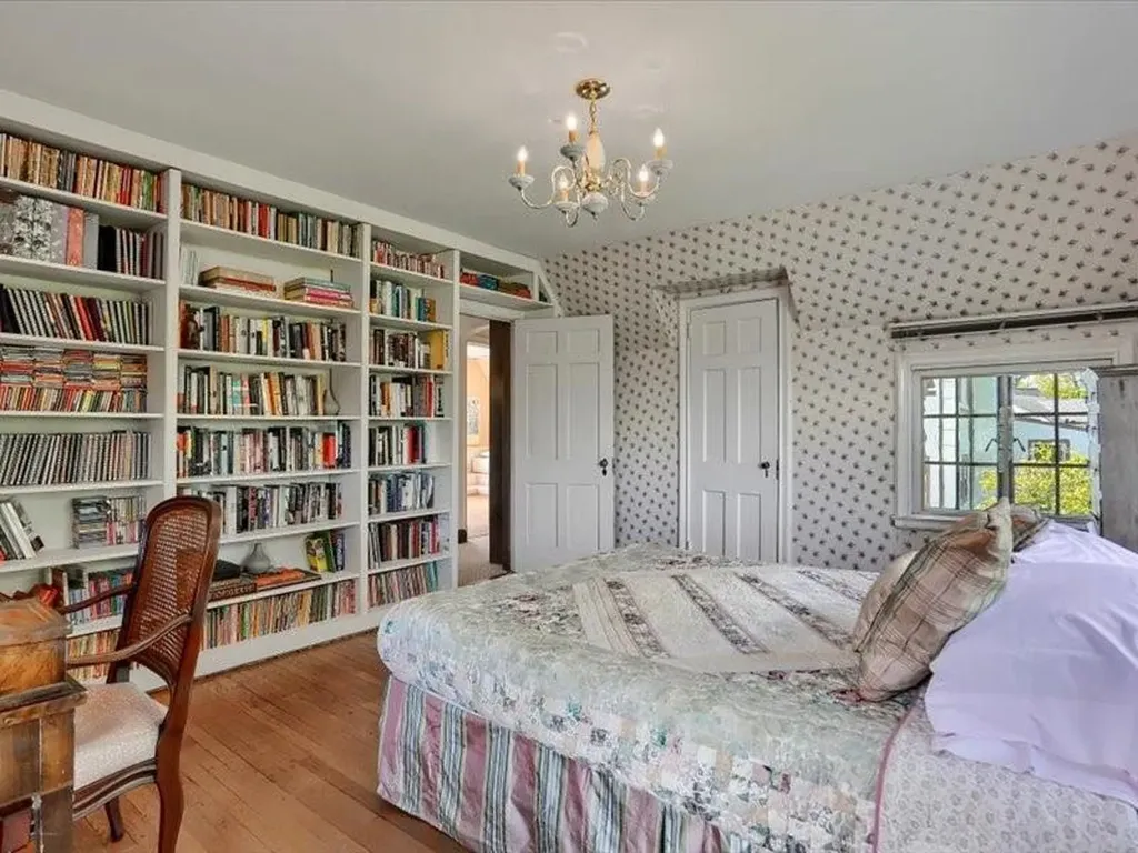 4 Glendon Circle White Plains NY 10605