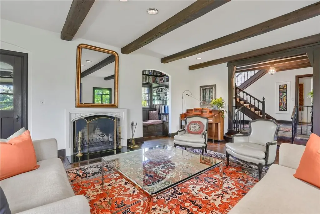 4 Glendon Circle White Plains NY 10605