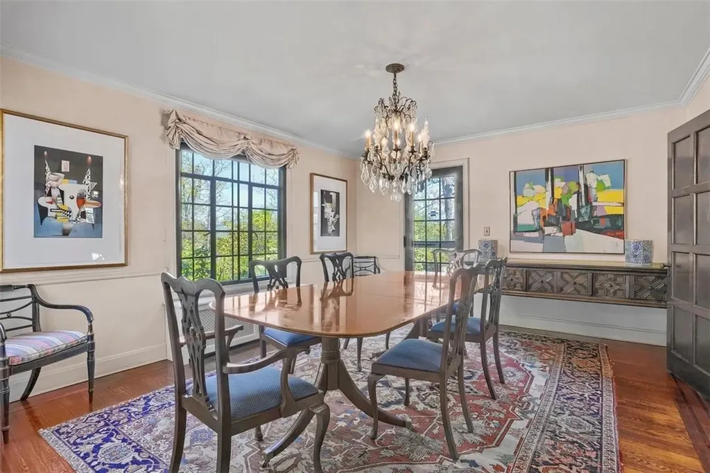 4 Glendon Circle White Plains NY 10605