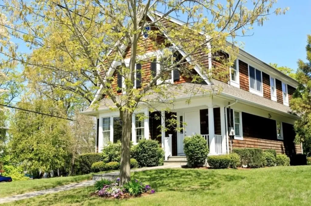 107 Brambach Road Scarsdale NY 10583