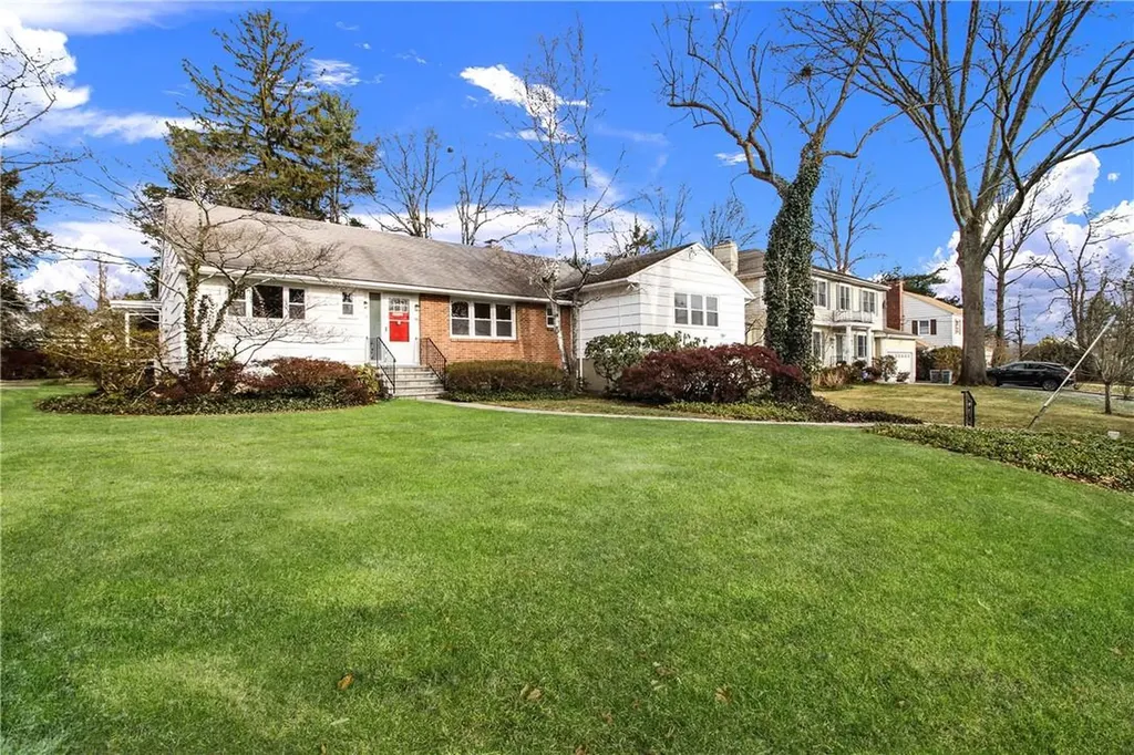 86 Carthage Road Scarsdale NY 10583