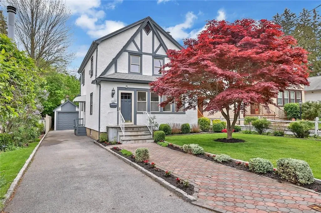 53 Askins Place New Rochelle NY 10801