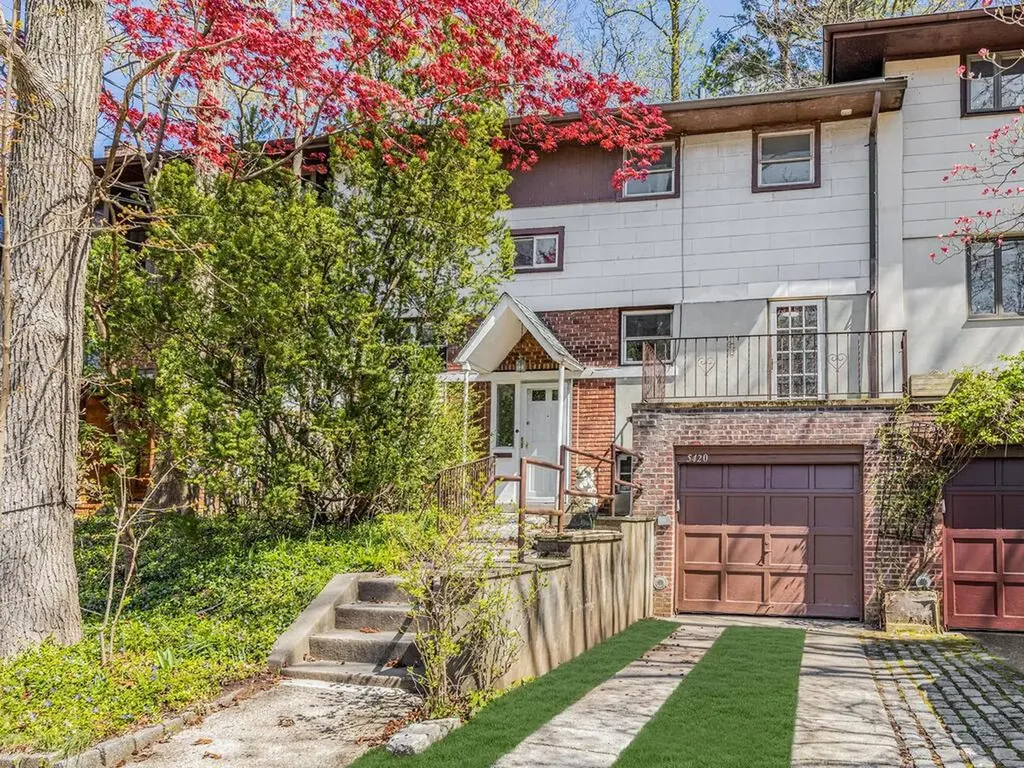 5420 Mosholu Avenue Bronx NY 10471