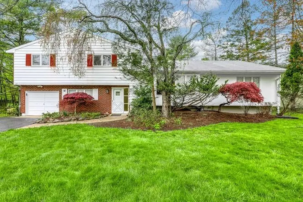 58 Briarcliff Drive Monsey NY 10952
