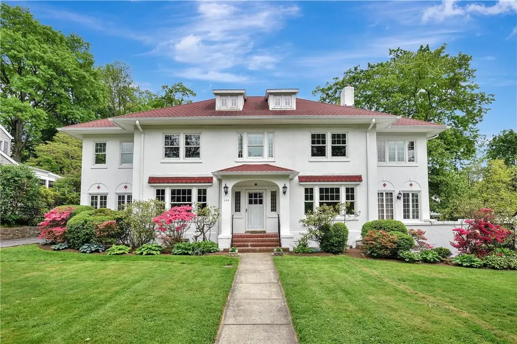 169 Forest Avenue New Rochelle NY 10804