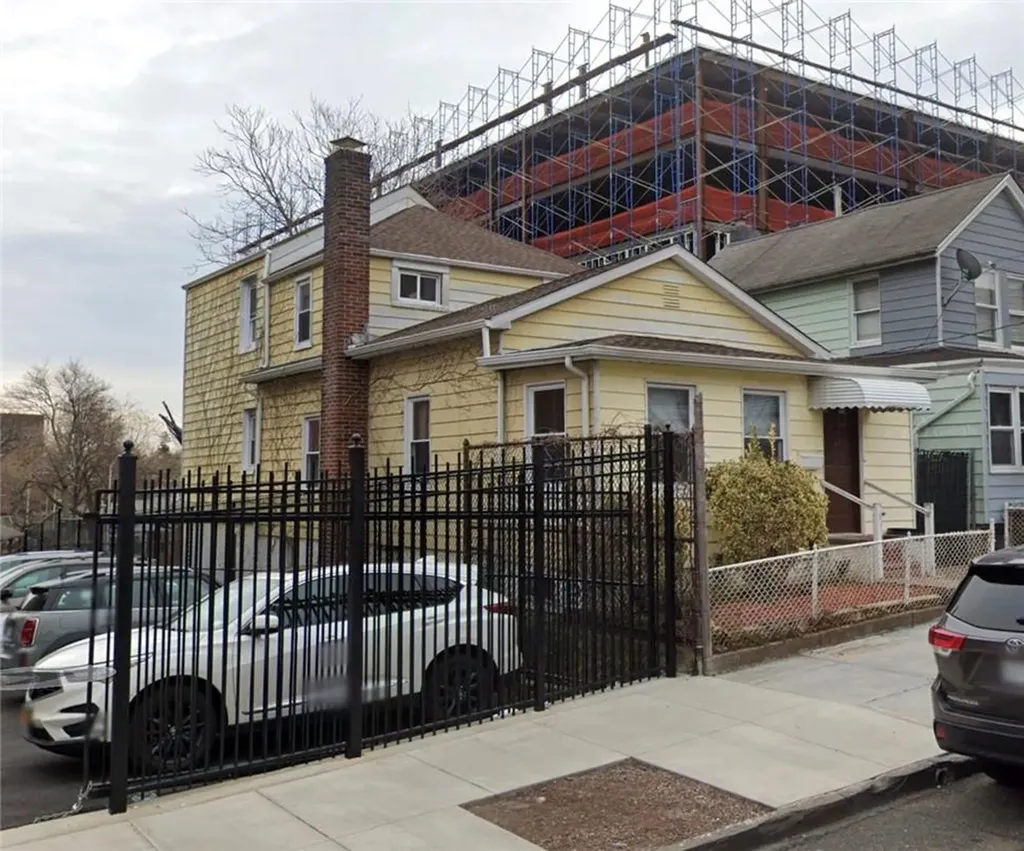 211 N 5th Avenue Mount Vernon NY 10550