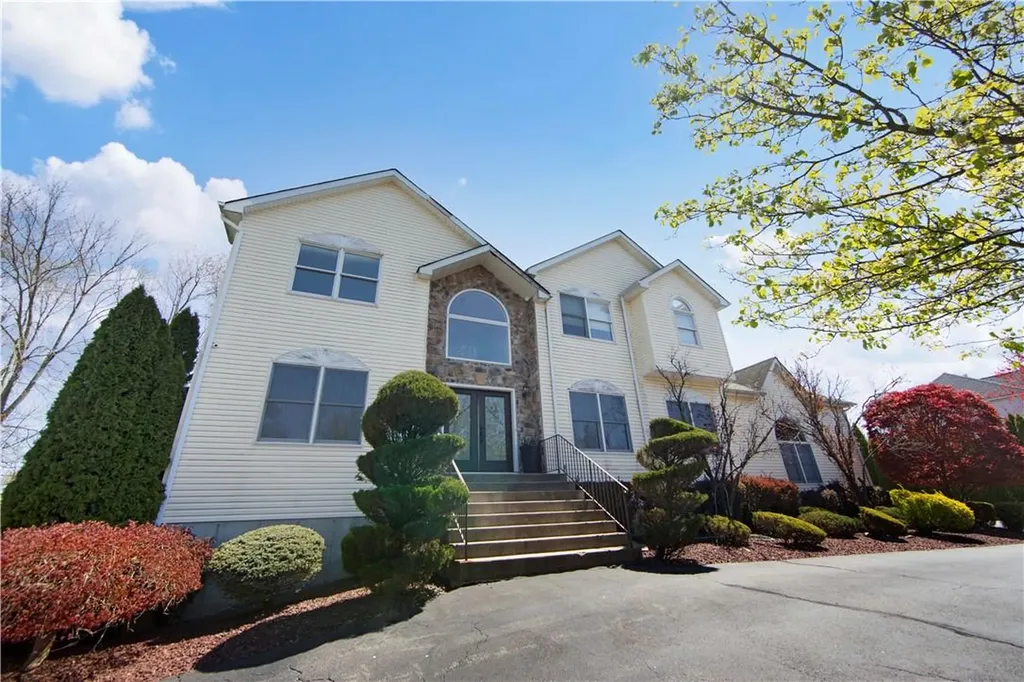 7 Vincent Street Nanuet NY 10954