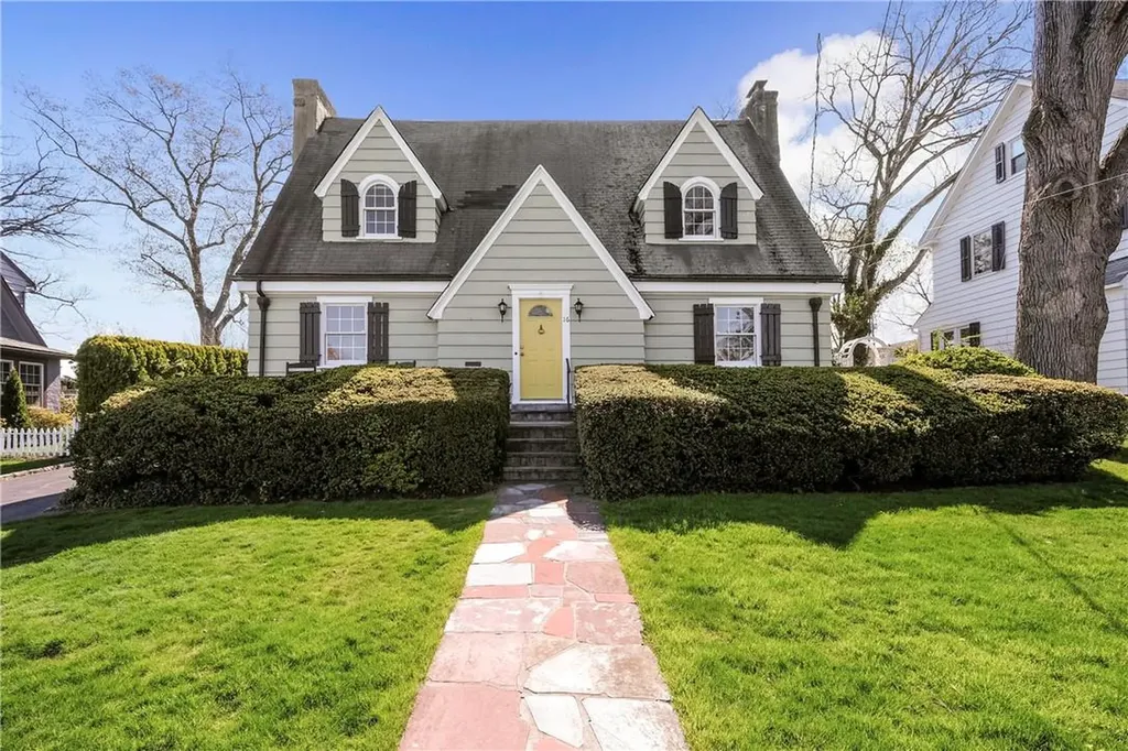16 Vassar Place Scarsdale NY 10583