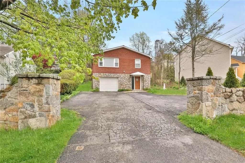 298 Saw Mill River Road Hawthorne NY 10532