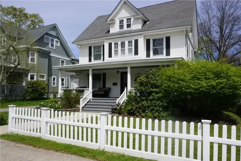 16 Whitehouse Avenue Poughkeepsie NY 12601