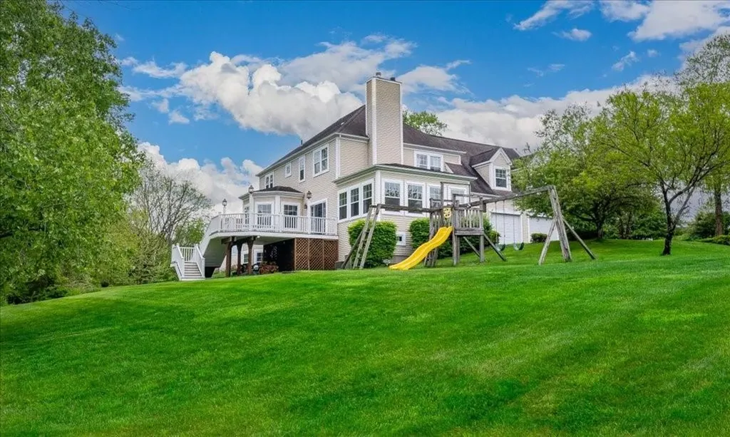 3 Thomas Road Poughquag NY 12570