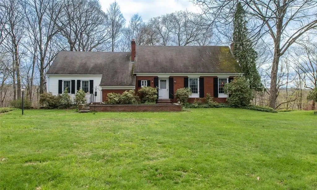 130 Ridgeview Road Poughkeepsie NY 12603